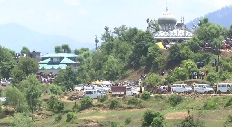 Image from: J-K: 30th annual Urs of Sufi Saint Baji Shafi Sahib concludes in Rajouri
