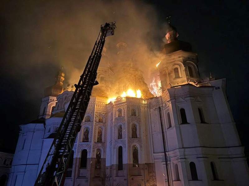 Image from: Putin branded 'Kremlin Antichrist' after setting 1,000-year-old church on fire in deadly Kyiv blitz