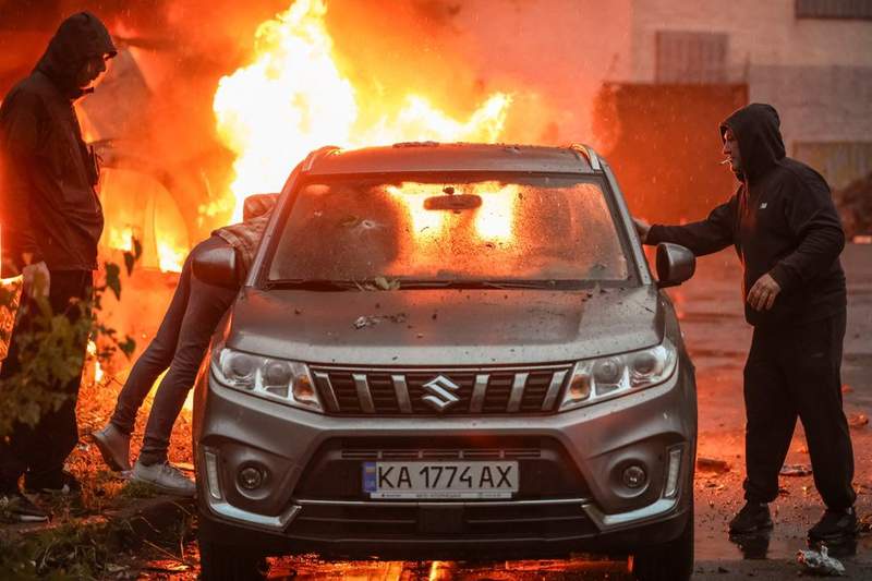 Image from: Putin branded 'Kremlin Antichrist' after setting 1,000-year-old church on fire in deadly Kyiv blitz