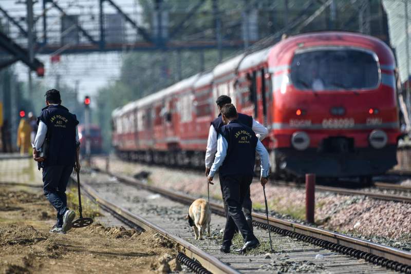 Image from: J-K: Anantnag police strengthen security grid with anti-sabotage sweeps ahead of Amarnath Yatra