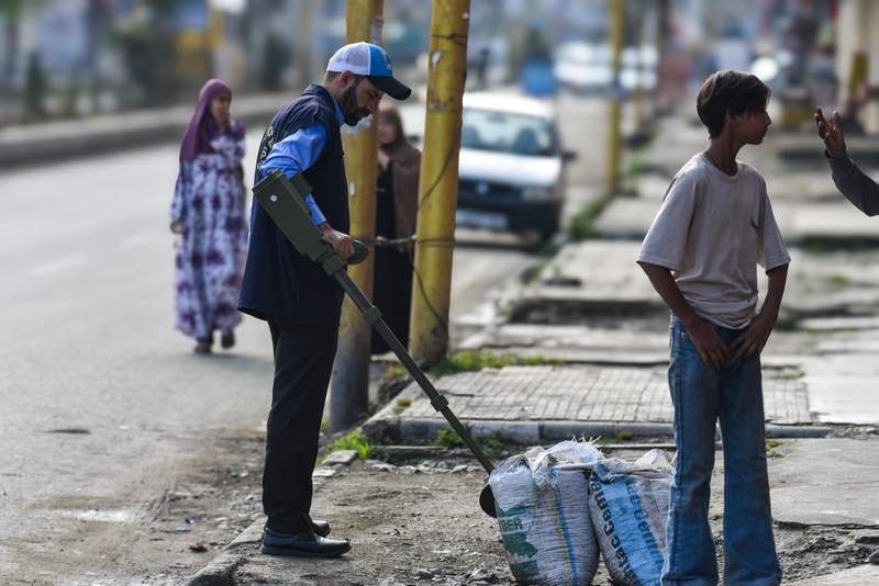 Image from: J-K: Anantnag police strengthen security grid with anti-sabotage sweeps ahead of Amarnath Yatra