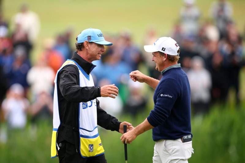 Image from: Jack Nicklaus congratulates Bud Cauley for achieving feat he never could in his entire career