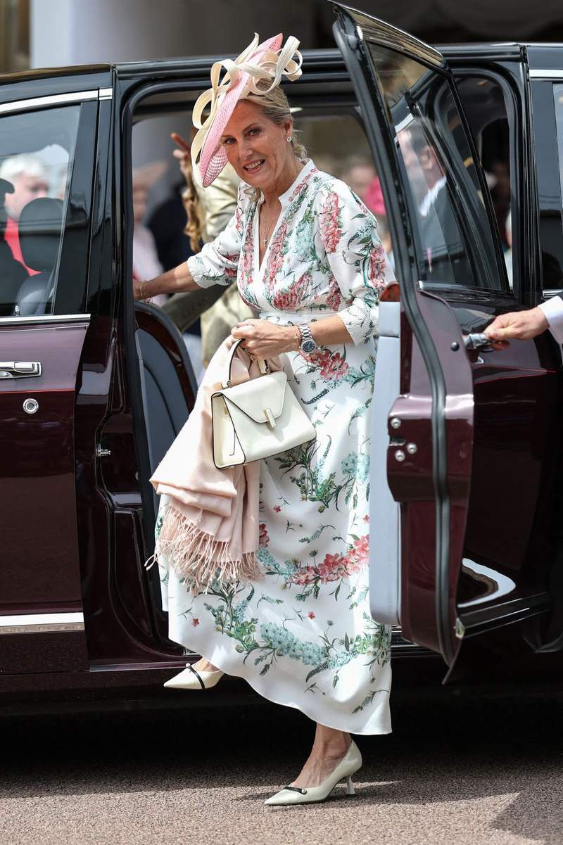 Image from: Catherine and Sophie dazzle at 700-year-old royal ceremony in Windsor