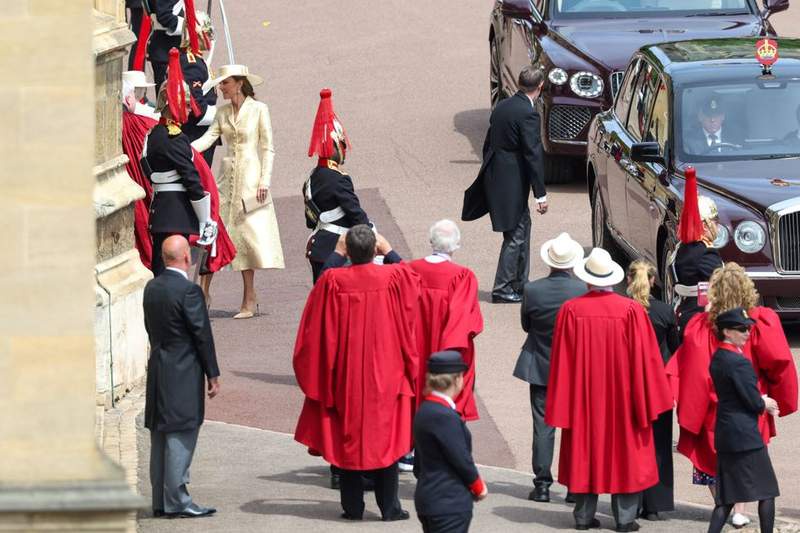 Image from: Catherine and Sophie dazzle at 700-year-old royal ceremony in Windsor