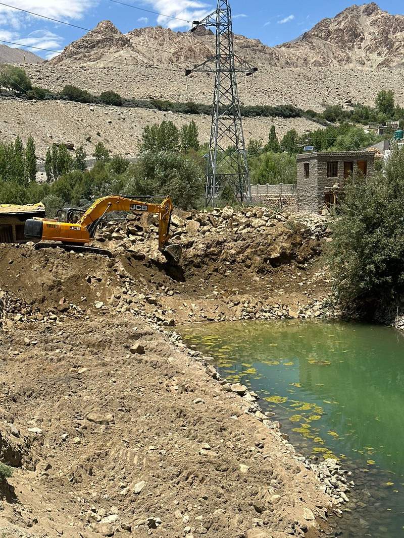 Image from: Ladakh LG Saxena inaugurates rejuvenated T-trench water body at Gompa village in Leh