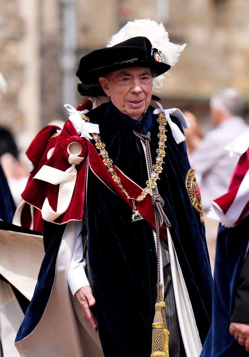 Image from: Pictured: All the best moments from Order of the Garter ceremony