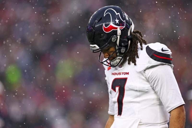 Image from: Tank Dell predicts Texans will pull off a never-before-seen feat