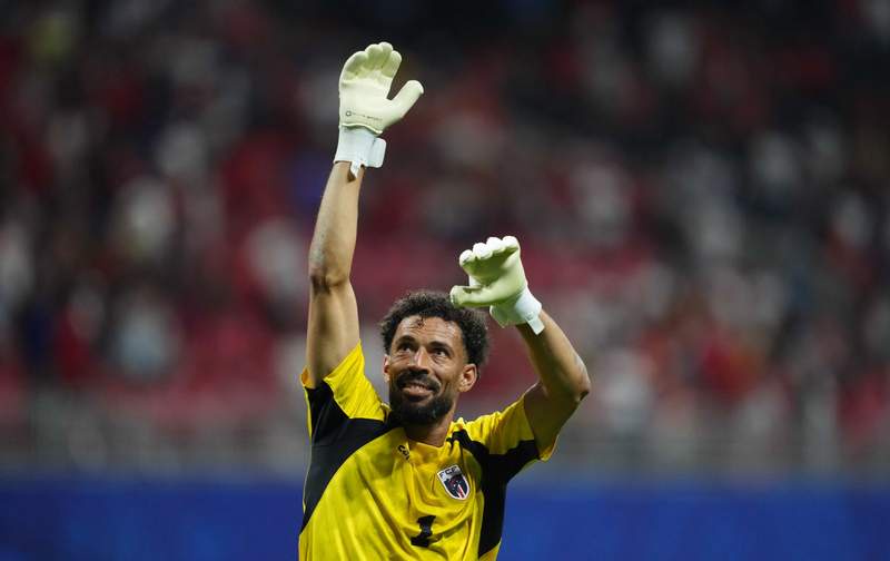 Image from: Cape Verde's 40-year-old tearful keeper 'very proud' after shock draw