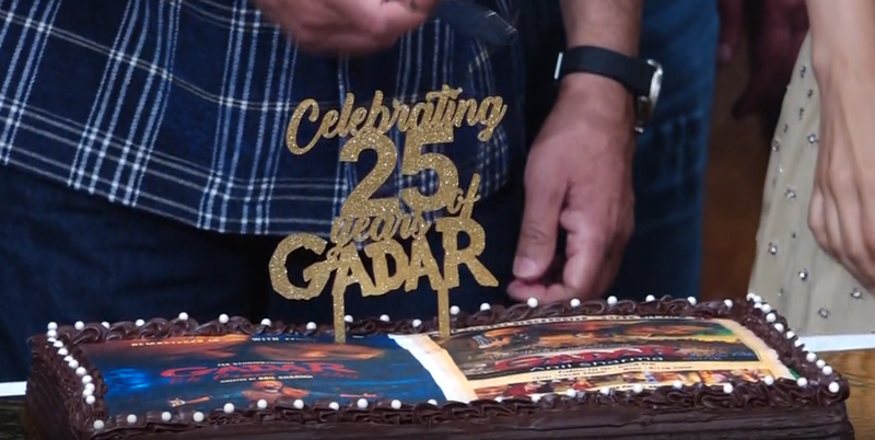 Image from: Sunny Deol, Ameesha Patel reunite to celebrate 25 years of 'Gadar: Ek Prem Katha'