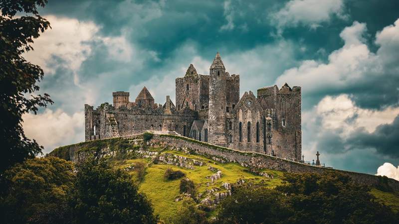 Image from: In Ireland, these 10 stunning castles will make you feel like you’re in a fairytale (you won’t ever want to leave)
