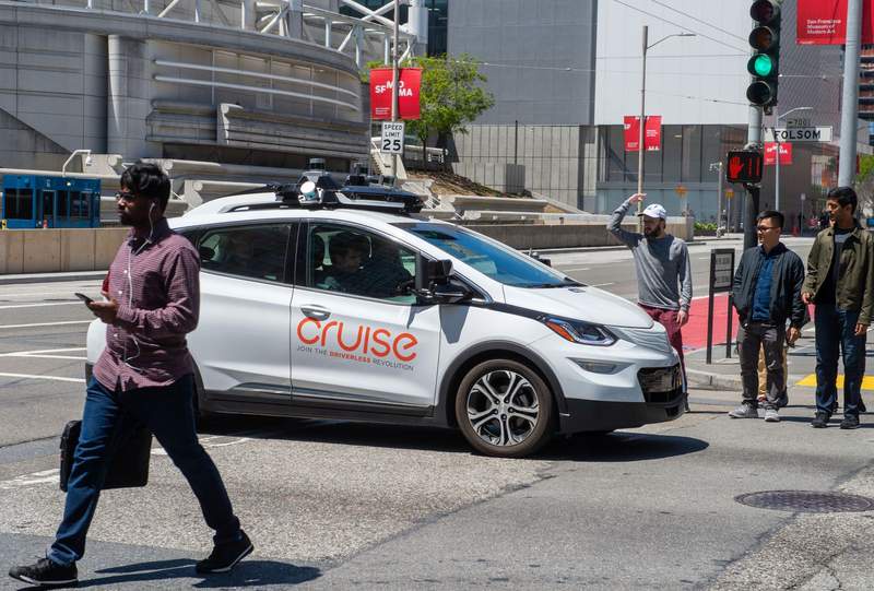 Image from: Robotaxis are blocking emergencies. Are they really safe for roads?