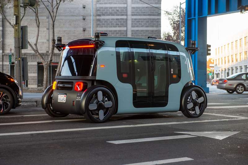 Image from: Robotaxis are blocking emergencies. Are they really safe for roads?