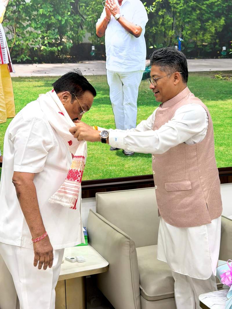 Image from: Assam Minister Pijush Hazarika meets Union Ministers CR Patil, Shivraj Singh Chouhan in New Delhi