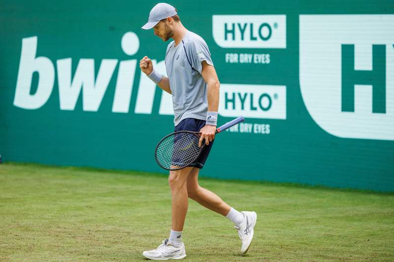 Image from: Brazilian starlet Fonseca defeated by Germany's Hanfmann in Halle