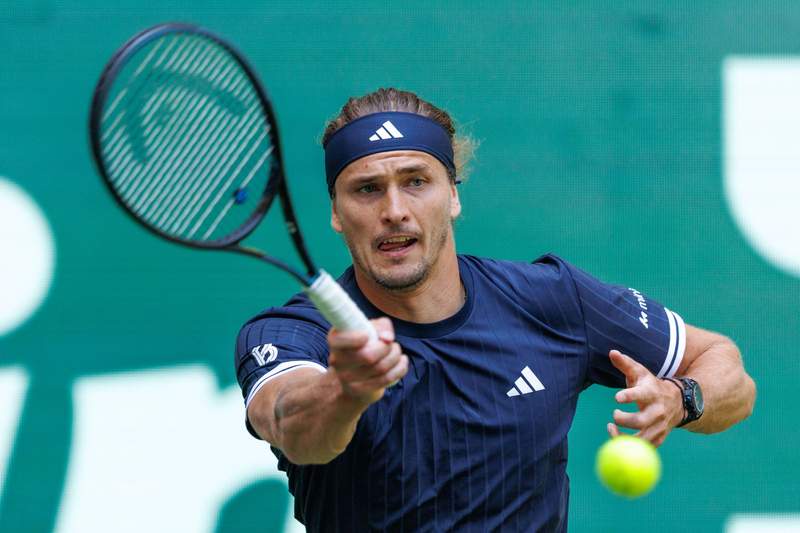 Image from: Zverev wins in three while Cobolli and Bublik crash out in Halle