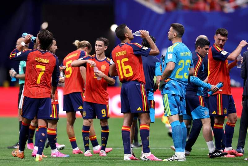 Image from: How much controversial FIFA World Cup hydration breaks are worth with ad slots selling for $750,000