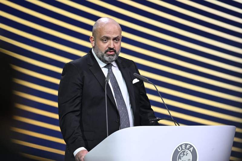Image from: FIFA has ‘lost control’ of tickets as World Cup crowd violence fears grow