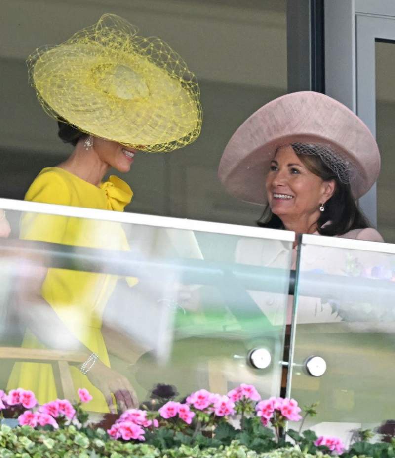Image from: Carole rewears dress from Pippa's wedding for Royal Ascot