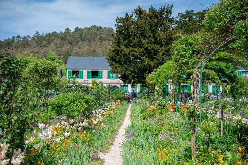 Image from: These are the 5 most beautiful gardens in the world that you need to see this summer (and three of them are in Europe!)