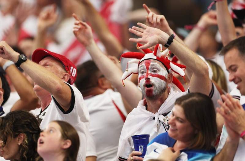 Image from: ‘Scandalous’ – Soccer fans fume over beer prices at England vs Croatia