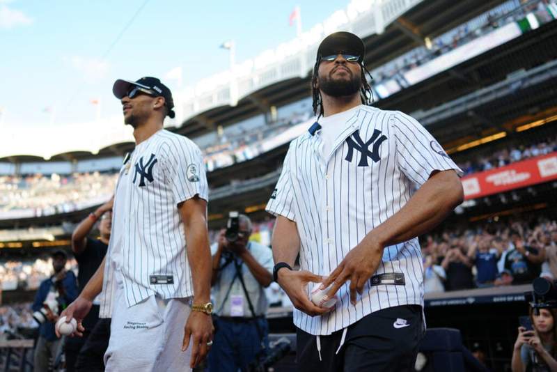 Image from: Jalen Brunson and Josh Hart throw out first pitch as Knicks’ championship tour reaches Yankee Stadium