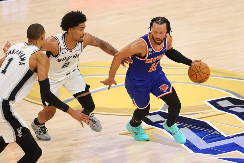 Image from: Jalen Brunson takes subtle dig at Victor Wembanyama with ‘respect’ comment