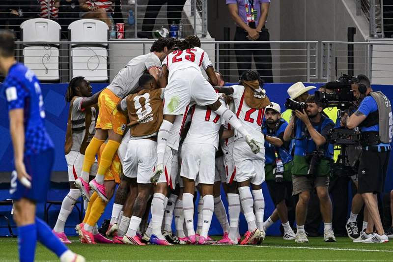 Image from: Gary Lineker makes admission following England's World Cup win against Croatia