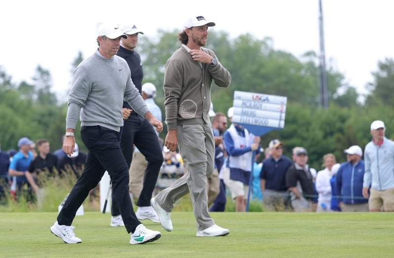 Image from: Tommy Fleetwood says how he found playing with Rory McIlroy and Ludvig Aberg on Thursday at the US Open