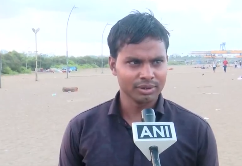 Image from: Mumbai residents sleep on Versova beach to escape extreme heat
