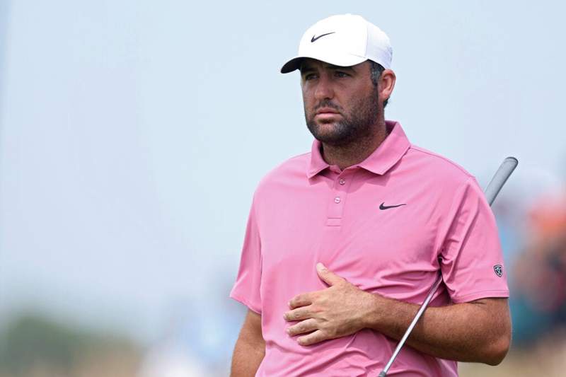 Image from: Rex Hoggard suggests if Scottie Scheffler still has any chance of winning the US Open with eight shot deficit already