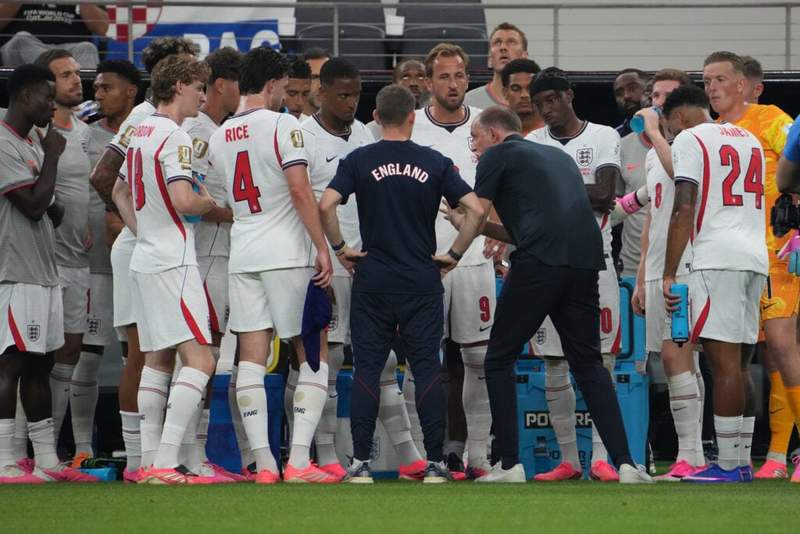 Image from: Could Premier League copy FIFA and introduce hydration breaks amid $4.3bn reveal?