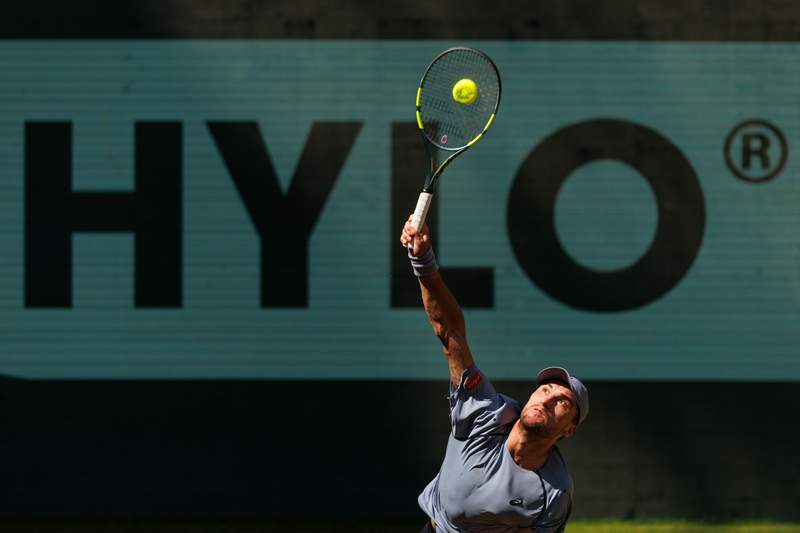 Image from: Zverev needs tie-breaks to make Halle semis as Fritz beats Shelton