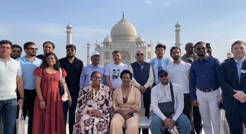 Image from: BRICS delegates witness slice of history during visit to Taj Mahal