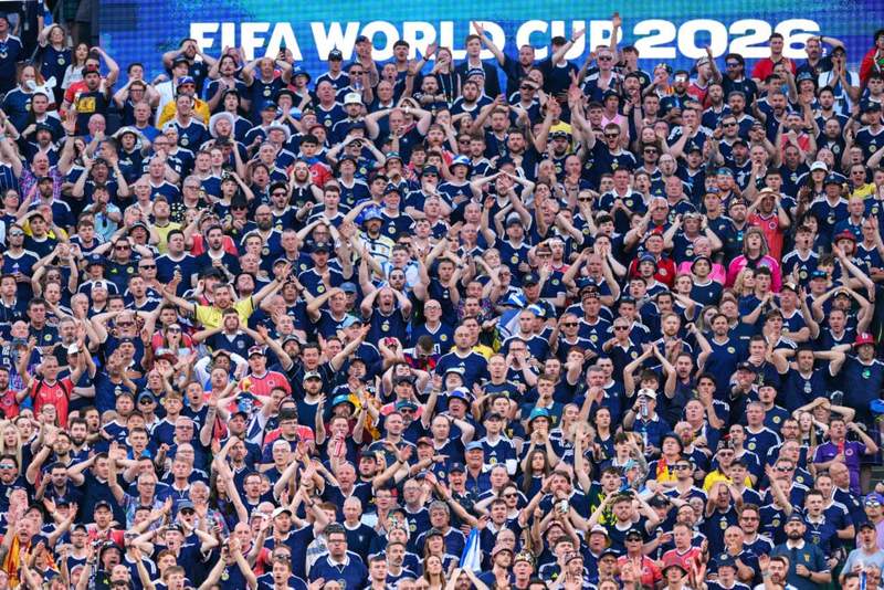 Image from: Viral sensation Freddy receives last-minute rescue as canceled flight jeopardizes Germany clash
