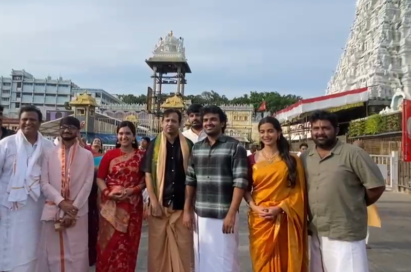 Image from: 'Chennai Love Story' cast visits Tirupati Balaji to seek blessings for film's success