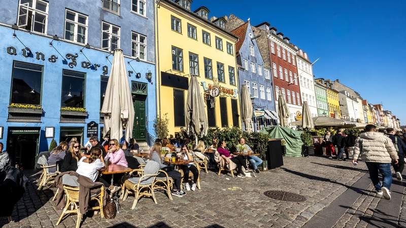 Image from: Should you tip restaurants in Europe? Here’s what our travel guide has to say