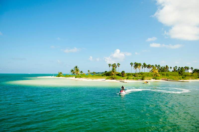 Image from: In the Caribbean, these are the 5 best hidden beaches (they’re well worth the hike to get there!)
