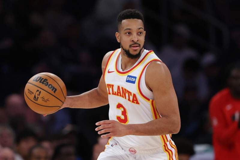Image from: CJ McCollum’s agent confirms the guard has made a $21 million decision regarding the Hawks
