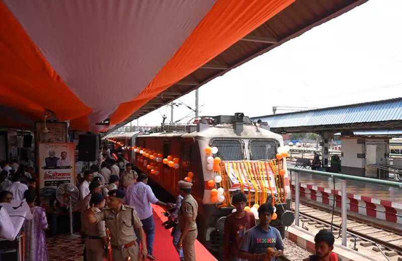 Image from: Raipur: CM Vishnu Deo Sai flags off 'Somnath Swabhiman Sanskritik Yatra' special train