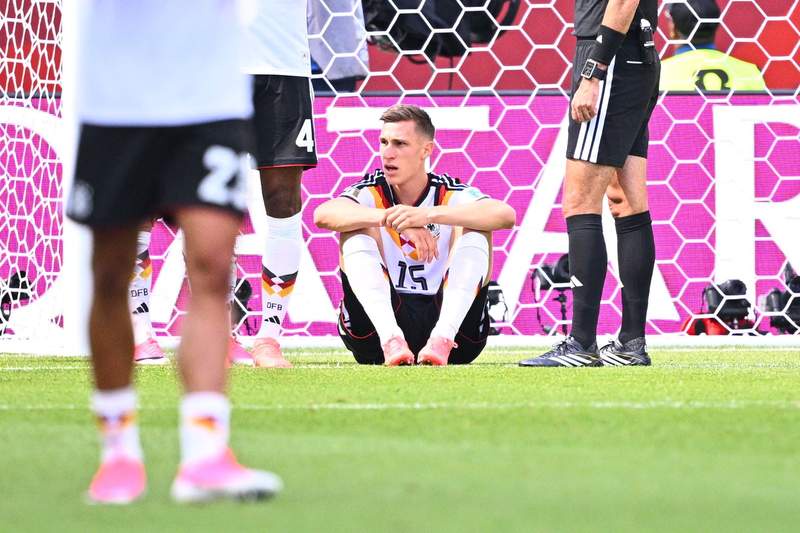 Image from: 'Bitter for us and the lad': Germany's Schlotterbeck out of World Cup