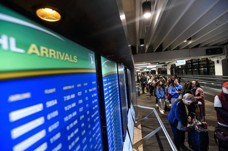 Image from: Out-of-control passenger BITES fellow flyer mid-flight - sparking panicked message from pilot