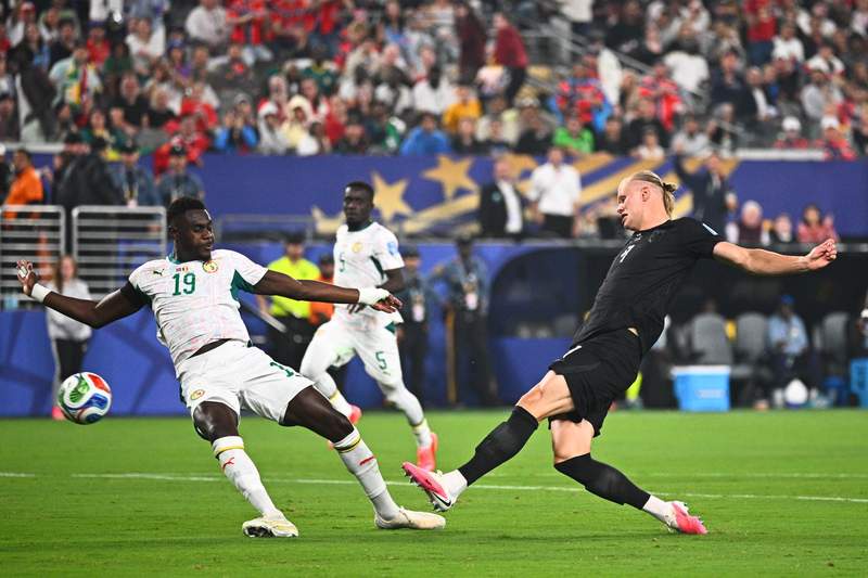 Image from: Haaland scores as Norway make it to knock-outs with win over Senegal