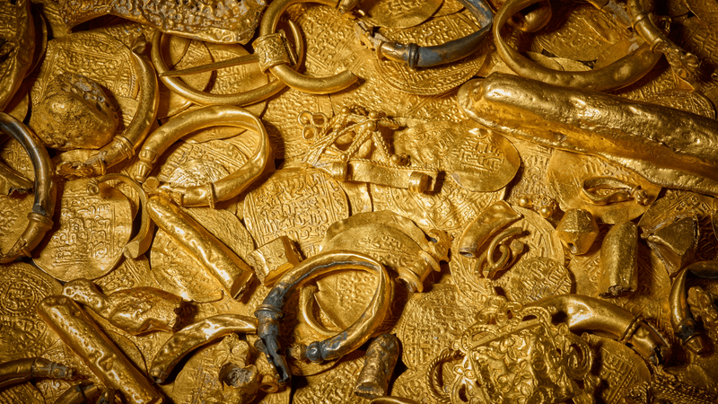 Image from: Gold Coins off England’s Coast Reveal the Identity of a Mysterious Shipwreck Lost for Nearly 400 Years