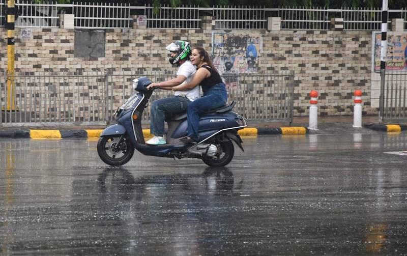 Image from: Rain-kissed Delhi: Life under grey skies