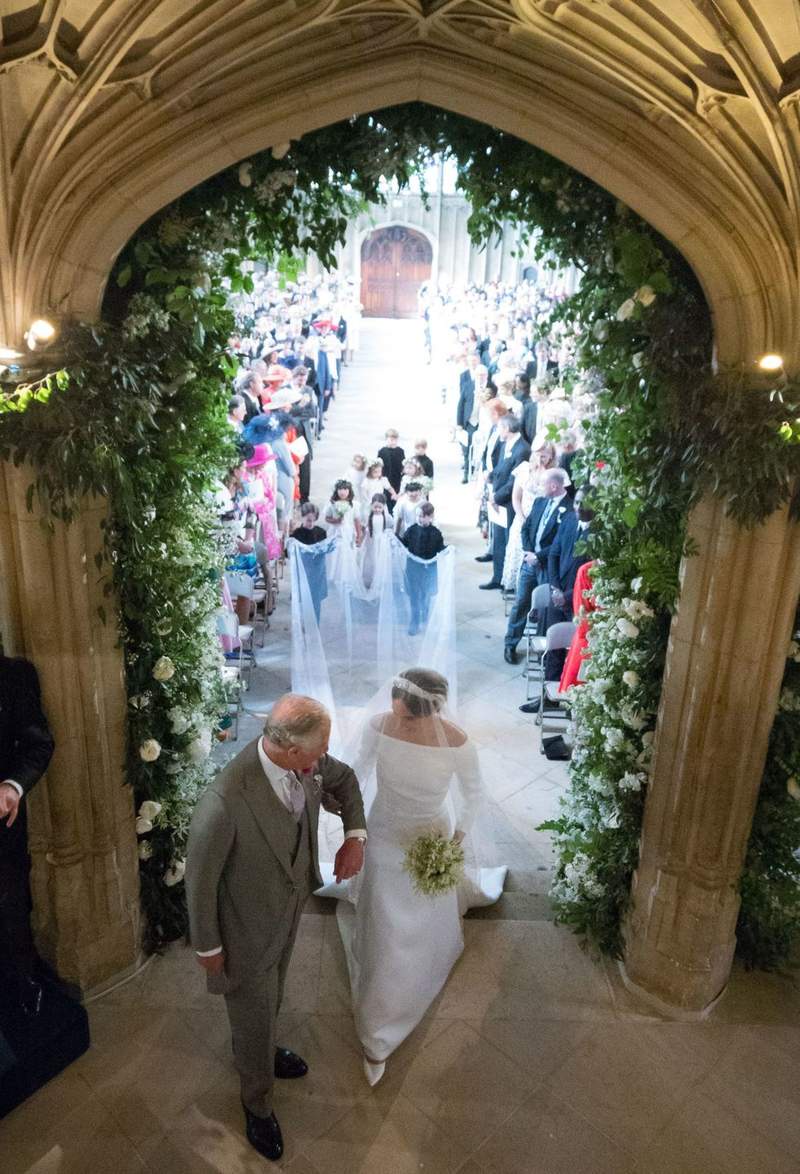 Image from: Meghan's 'summer invitation' message sparks backlash after King's olive branch