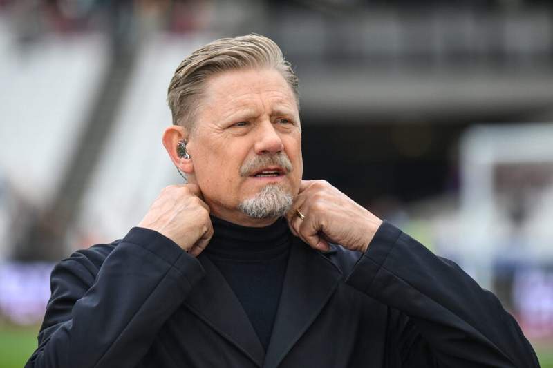 Image from: Peter Schmeichel explains why Lionel Messi’s record-breaking World Cup goal left him ‘frustrated’