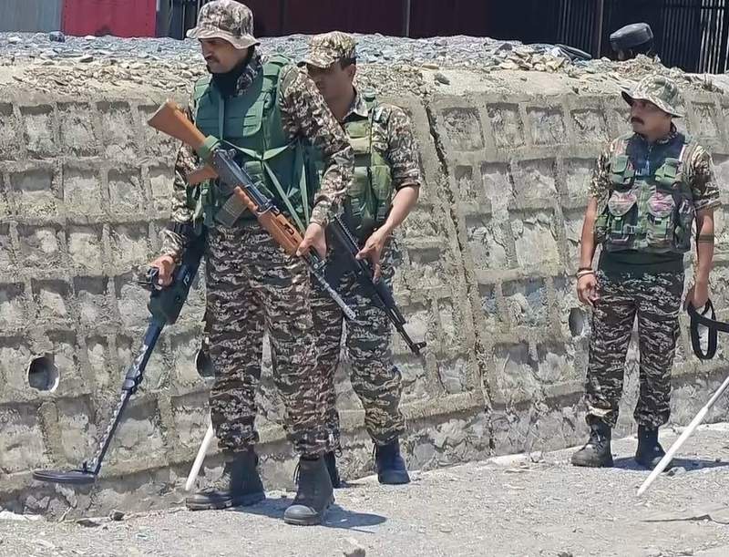 Image from: J-K: Security forces conduct mock drill on NH-44 in Ramban ahead of Shri Amarnath Yatra in Ramban