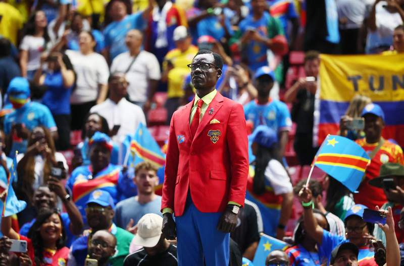 Image from: FIFA World Cup 2026: DR Congo "statue fan" Michel Nkuka spotted at Colombia clash