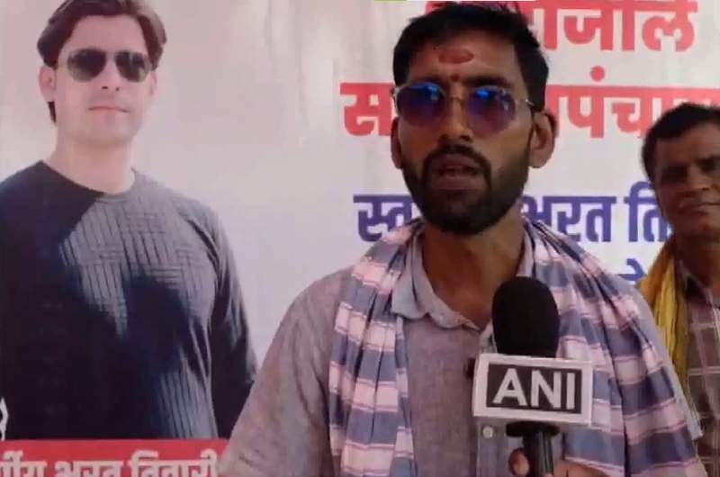 Image from: Jan Suraaj Founder Prashant Kishor meets Bharat Tiwari's family, demands judicial enquiry in alleged encounter case