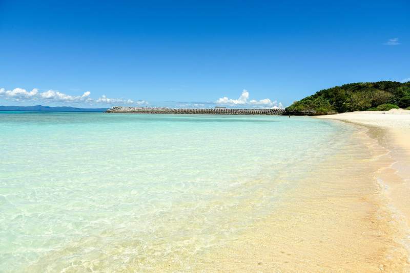 Image from: From the Maldives to Japan: 5 islands with the best turquoise waters in the world (they’ll take your breath away!)